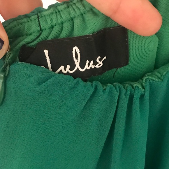 Beautiful emerald green prom dress - Picture 3 of 6